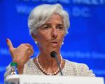 IMF chief applauds world economy "spring", warns "sword of protectionism"