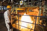 China ups electricity price for outdated steel plants