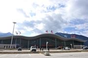 Tibet airports handle over 2 mln passengers in H1 