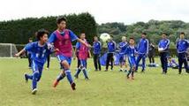 China unveils 10-year plan for youth development