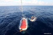 Chinese submersible Jiaolong conducts South China Sea dive 