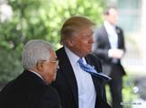 Trump says he's committed to helping solve Israeli-Palestinian conflict 