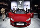    Tesla to deliver cars meeting China charging standards