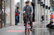 Mobike sues over illegal ads on seat covers