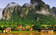 Laos urges foreign tour operators to hire local tour guides 
