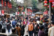 China's tourism revenue posts double-digit growth during holiday