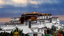 Tibet's tourism revenue up 41 pct in first five months