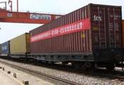 Wuhan launches Sino-Europe cargo train carrying cotton yarn   