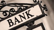 China’s banking industry under steady operation, risks controllable, official 