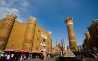 Young Kazakhs start television shopping channel in Xinjiang 