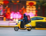 Chongqing launches parking space program for food delivery, courier vehicles 