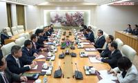 Chinese state councilor meets CPR to ASEAN delegation 
