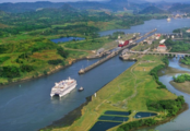 Establishing ties with China good to Panama, says president  
