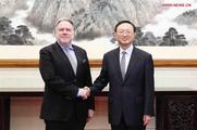 Senior Chinese official meets Greek FM 