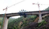 First major tunnel over 5,000 meters drilled through along China-Laos railway 