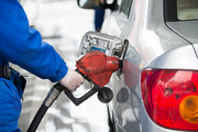 China to cut retail fuel prices 