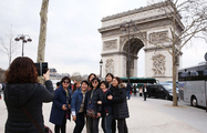 Interview: France-China relations "have many beautiful pages to write" -- says sinologist 