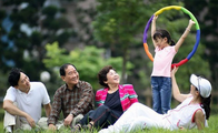 China's social insurance coverage continues to expand 