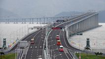 Hong Kong-Zhuhai-Macao Bridge receives over 14 mln passengers one year after opening 