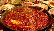 Across China: SW China's hot-pot town combines economic, environmental benefits