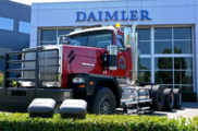 Daimler, Beiqi Foton to produce Mercedes-Benz tractors in China