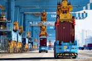 China's weekly coastal bulk freight index edges down