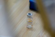 3rd batch of China-donated COVID-19 vaccines handed over to Laos