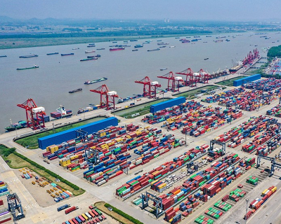 China's foreign trade sees positive changes in Q2: trade council
