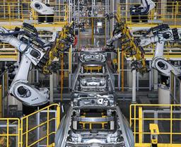 Xinhua Headlines: China's GDP expands 5.3 pct year on year in H1 amid challenges