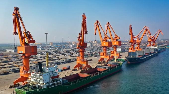 Interview: China-Japan economic, trade cooperation contributes to world economic growth: Japanese expert