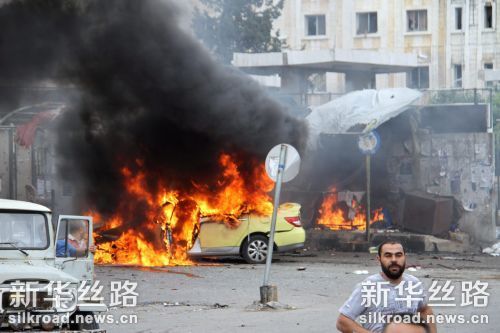 5月23日在叙利亚港口城市塔尔图斯拍摄的爆炸袭击现场 新华社欧新中文