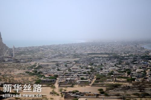 这是2016年7月2日拍摄的瓜达尔市鸟瞰图 新华社发
