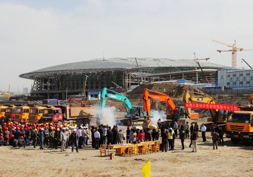 2015.4月30日，丝绸之路经济带旅游集散中心开工现场