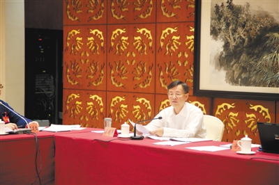 党代表、市长姜建军发言。