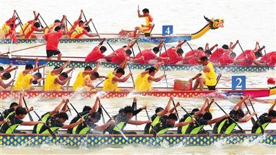 2017年中国龙舟公开赛（海南&middot;澄迈站）于5月28日在澄迈县金江镇南渡江中国龙舟活动基地开锣。海南日报记者 陈元才 通讯员 王家专 摄