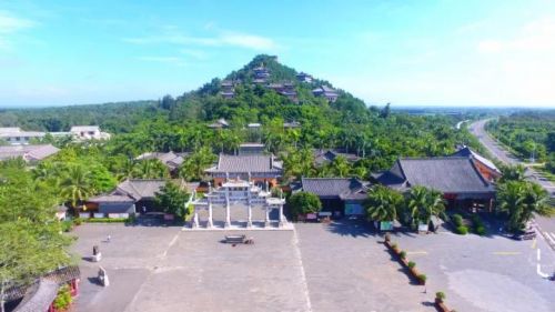 海南文笔峰盘古文化旅游区  图片来源于网络。