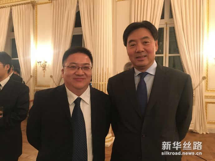 中经社副总裁匡乐成与中国驻法国大使翟隽合影