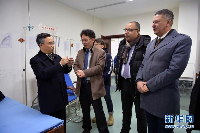 11突尼斯卫生部门官员访问江西考察中医药行业11