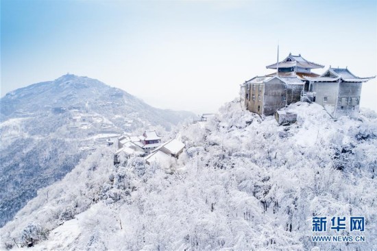 雪后初霁木兰山5