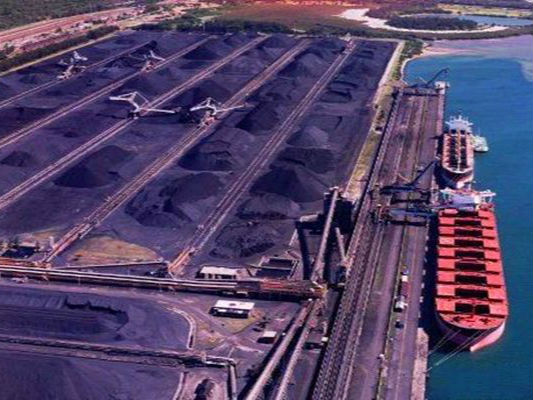 巴西淡水河谷公司16日发布的报告显示,该公司2018年第一季度铁矿石和