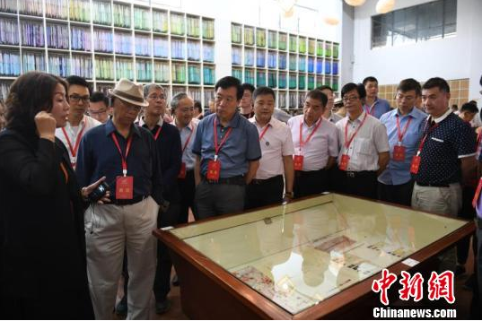一封“家书”唤来千名乡贤 浙江绍兴举办首届发展大会