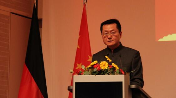 我驻汉堡总领馆举办庆祝中国改革开放40周年暨春节招待会2