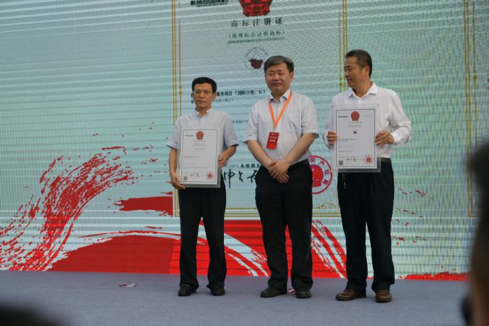 45CC8449-0880-40ae-977E-9D5991BD033B