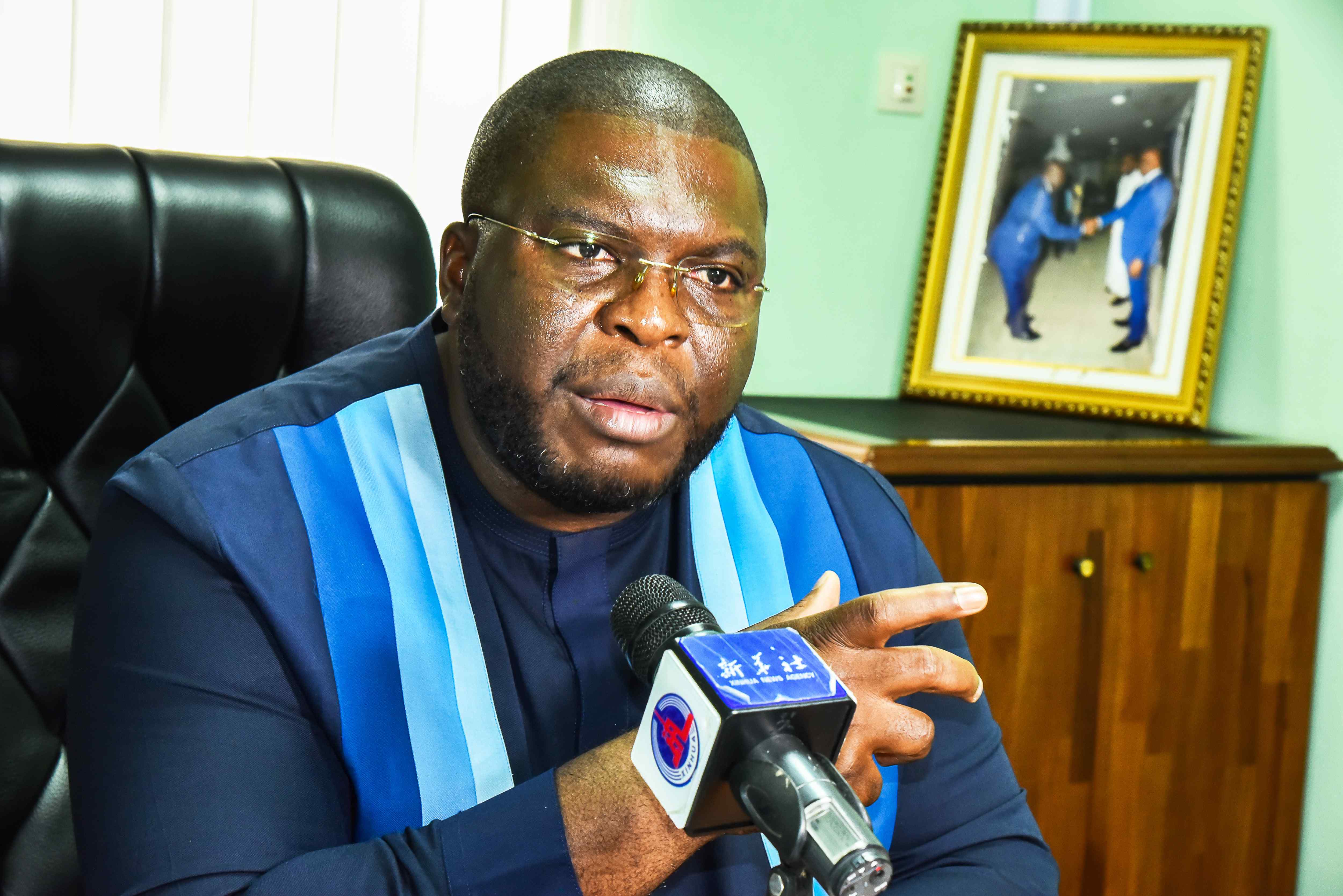 BydburC007001_20220327_CBMSN0A003.jpg BydburC007001_20220327_CBMSN0A003.jpg