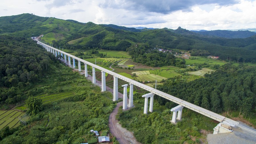 China-Laos railway.jpg