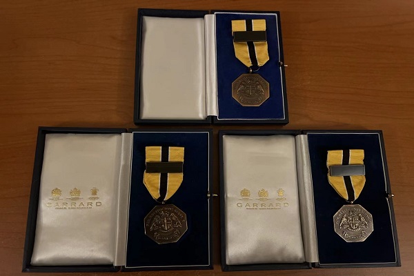 2.勋章为多米尼克国第三等国家最高荣誉勋章，特颁发给为多米尼克国作出卓越贡献的公司及个人.jpg