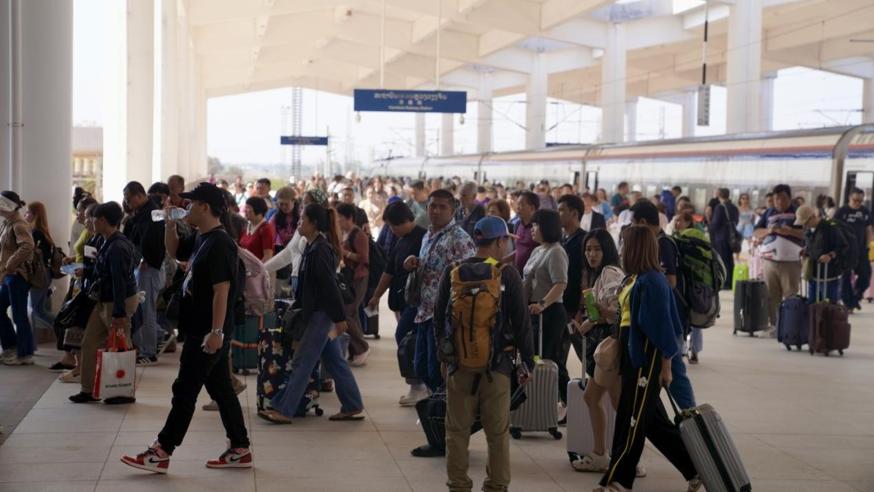 中老铁路老挝段单日客流量再创新高