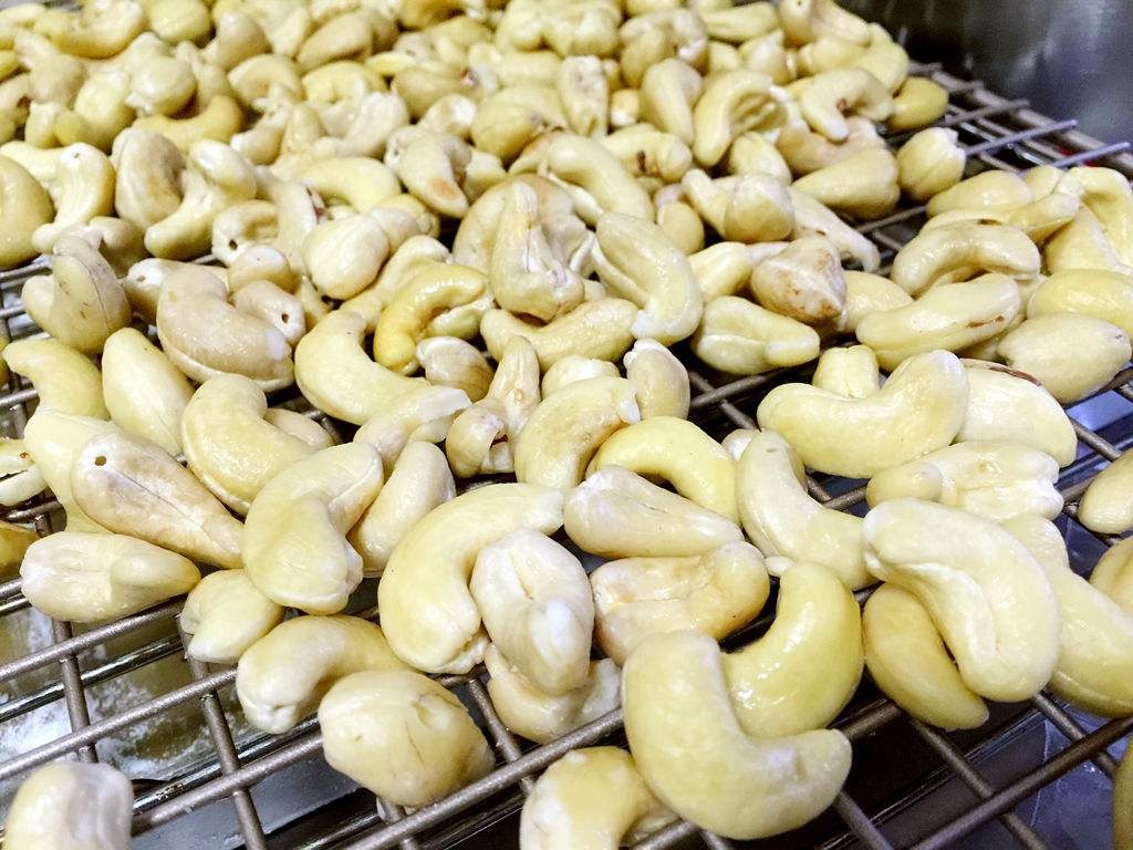 科特迪瓦腰果供过于求 欲开拓美国等西方市场