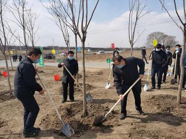 江泽林、王凯等吉林省市领导参加长春莲花山度假区义务植树活动