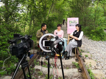 安徽肥东：爱情隧道里“直播”诗与爱情